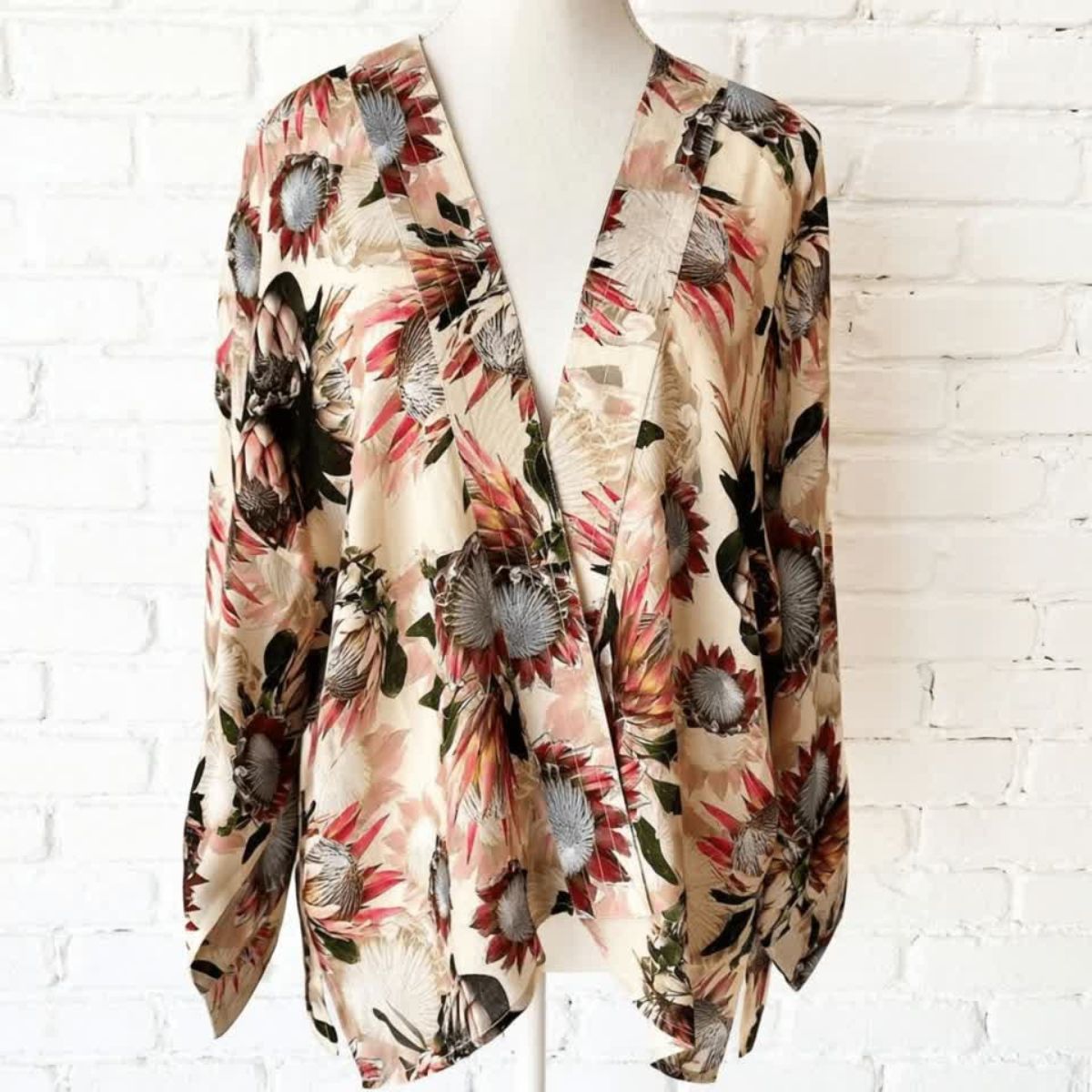 Protea Floral Cotton Muslin Short Kimono