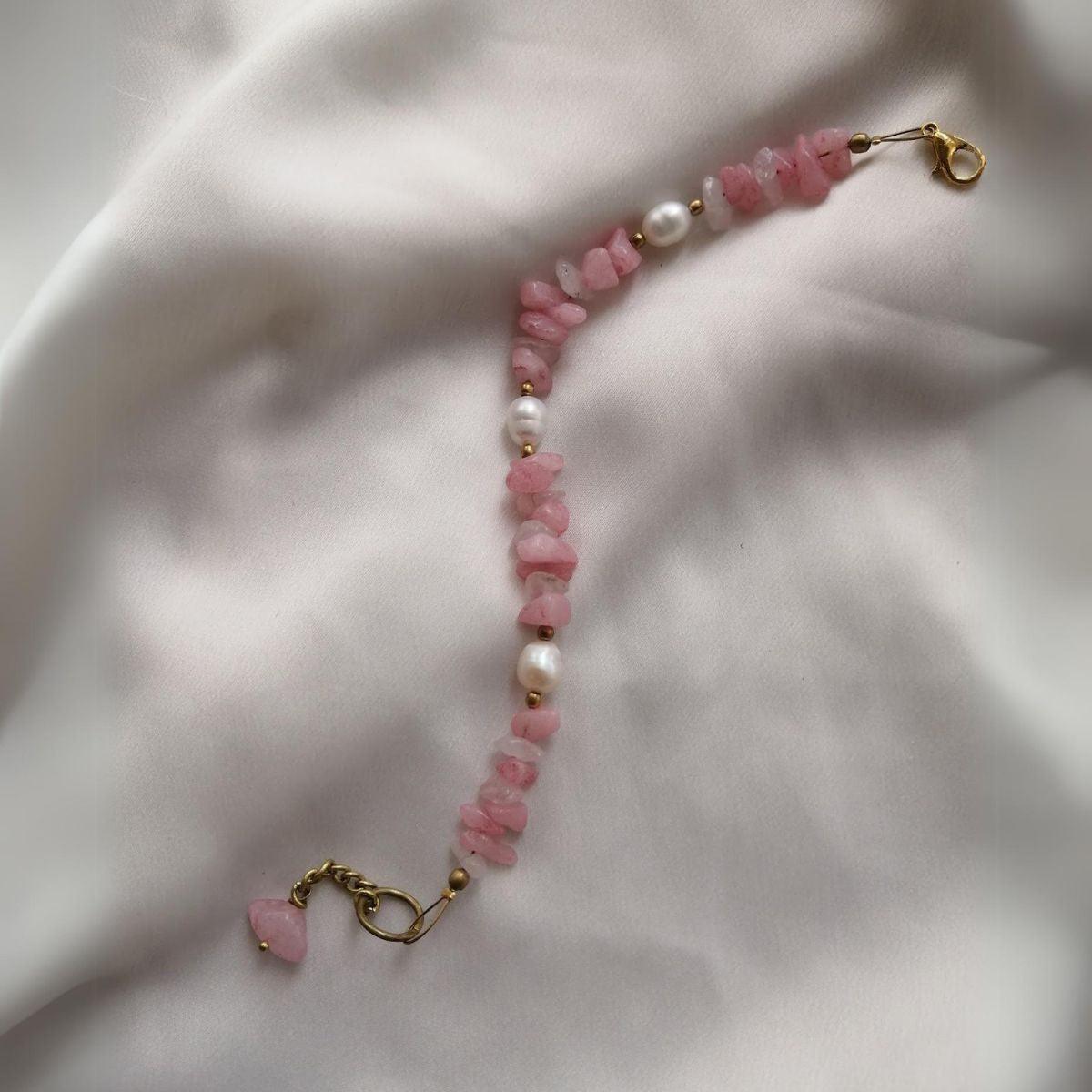 Rose Quartz & Pearl Metal Lock Bracelet - The Leprosy Mission Shop